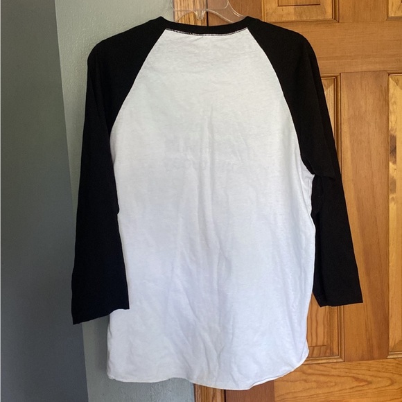 Shirt - Picture 2 of 4